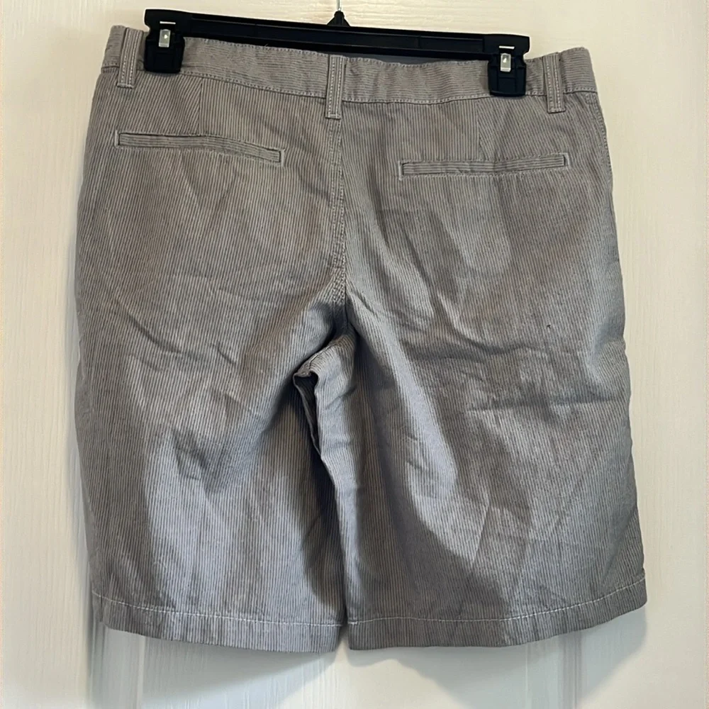 Cat and Jack Boys Shorts Size 14 - Picture 2 of 2